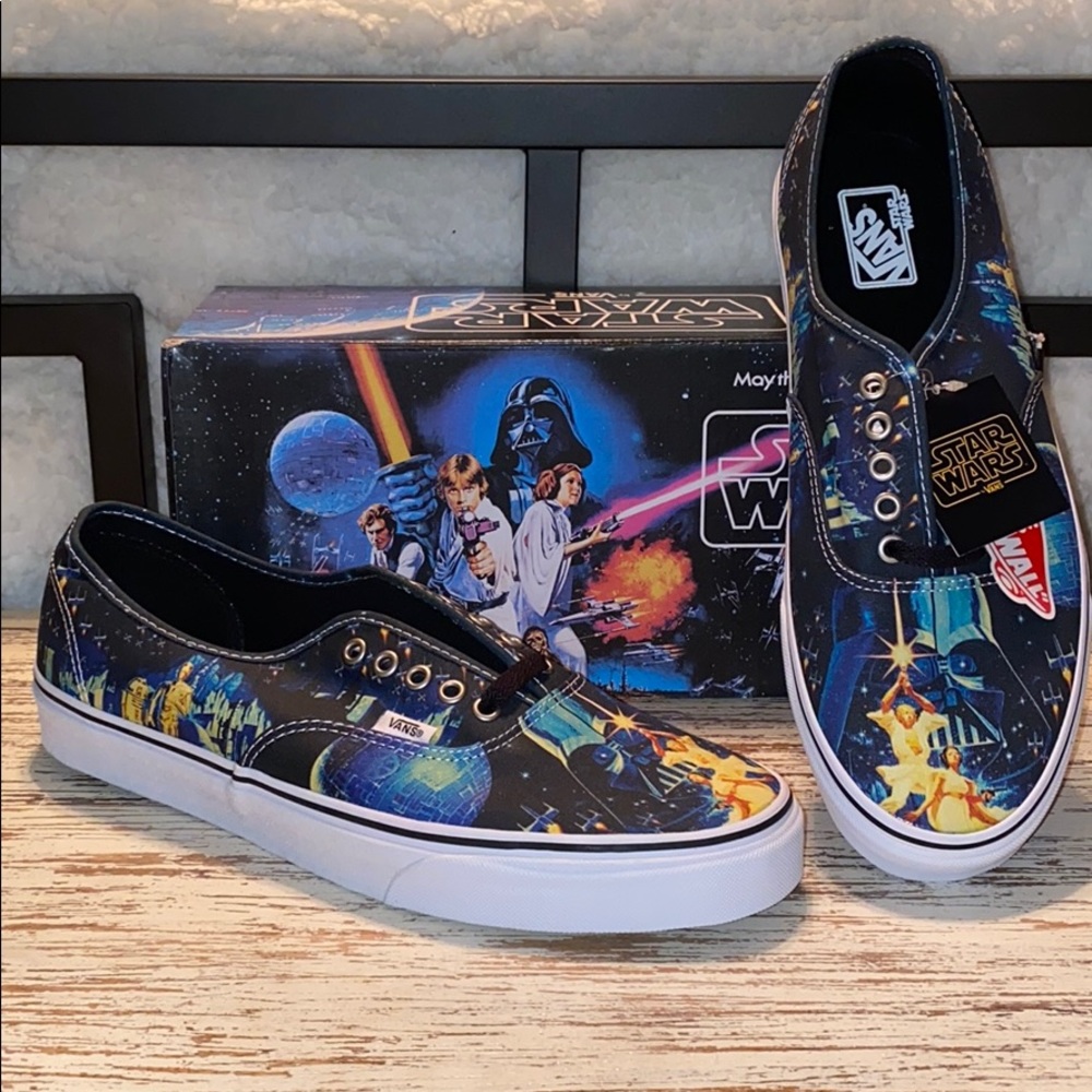 NIB VAN “STAR WARS POSTER” LACE UPS
